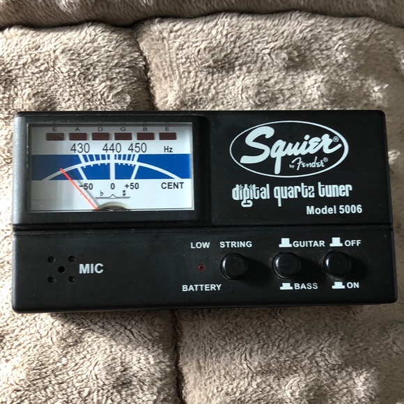 90s Squier By Fender Digital Quartz Guitar /Electric Guitar 🎸 Tuner Model 5006 - Picture 1 of 13